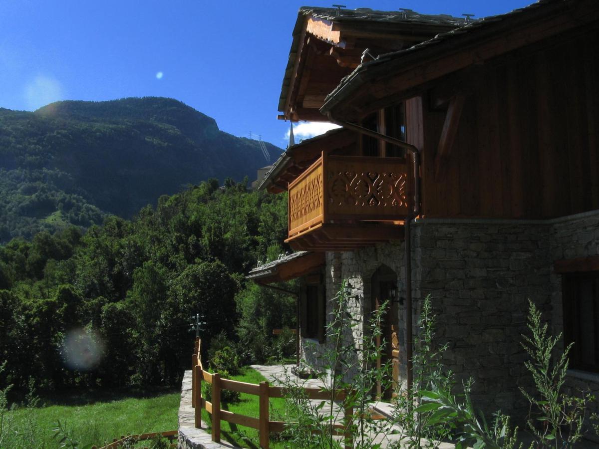 Le Renard D'Introd Bed & Breakfast Bagian luar foto