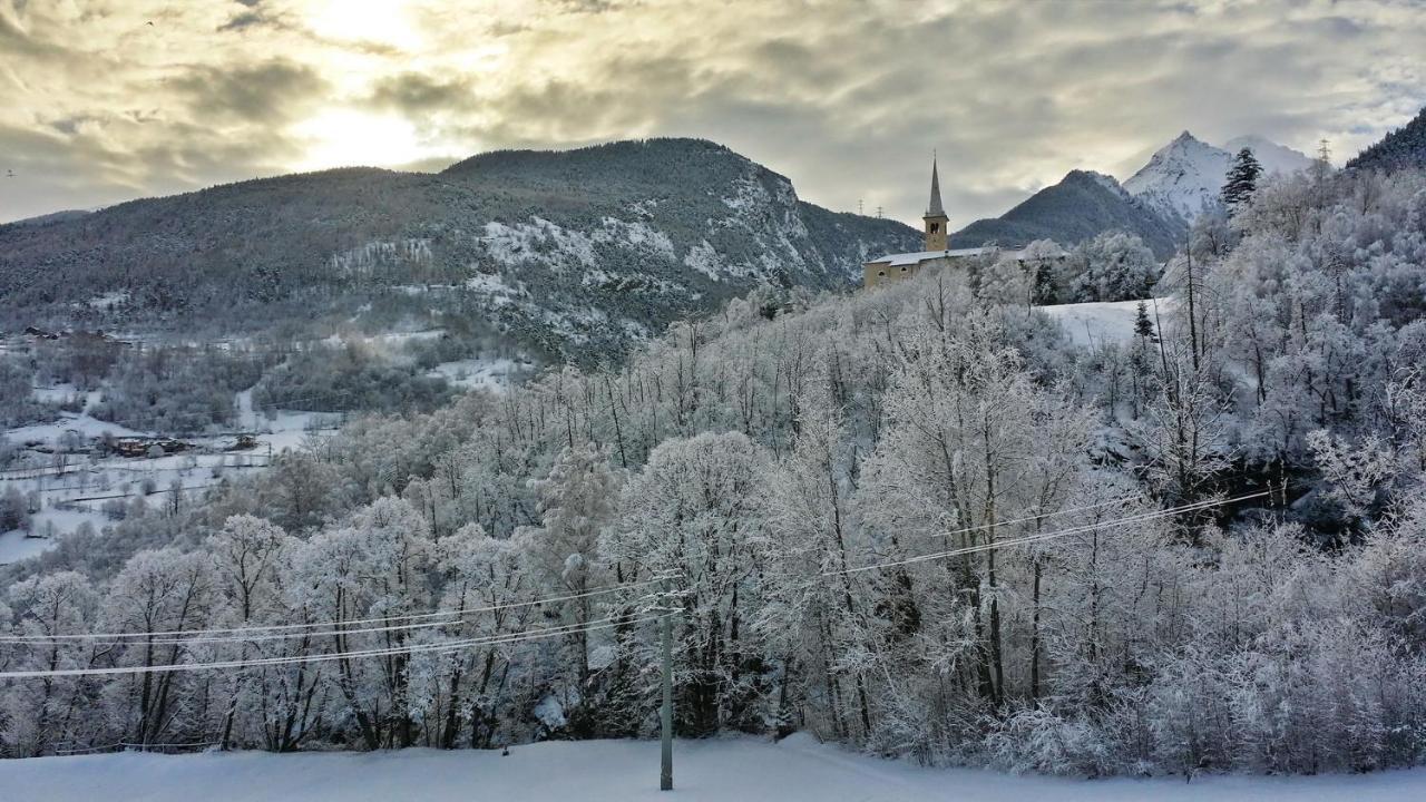 Le Renard D'Introd Bed & Breakfast Bagian luar foto