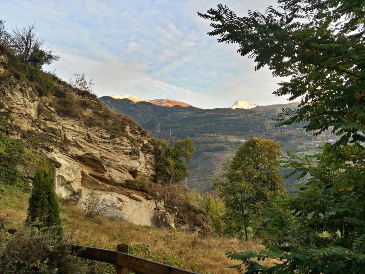Le Renard D'Introd Bed & Breakfast Bagian luar foto