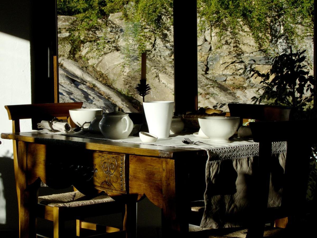 Le Renard D'Introd Bed & Breakfast Bagian luar foto